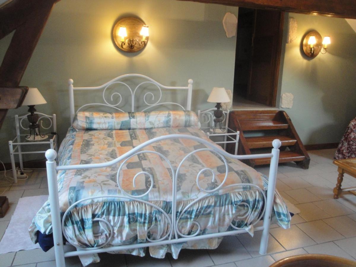 Bed and Breakfast Ferme Du Vieux Puits Bony Esterno foto