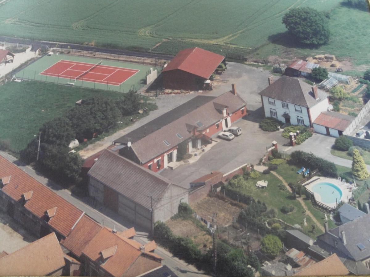 Bed and Breakfast Ferme Du Vieux Puits Bony Esterno foto